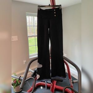 Planet Body Black Flare Fitness Pants w Hearts M-L